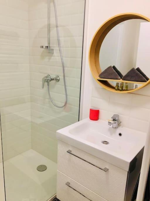 Ferienwohnung "Axel 8" Studio Proche Gare Avec Balcon Sète Exterior foto
